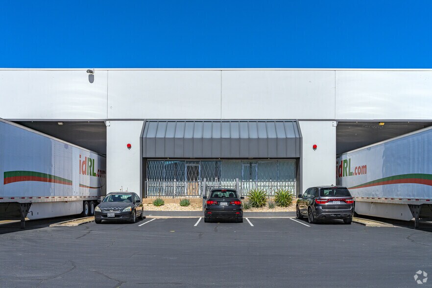 840 N 10th St, Sacramento, CA à louer - Photo du bâtiment - Image 3 de 8