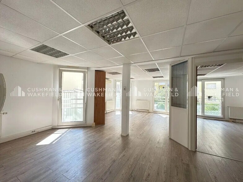 Office in Strasbourg for sale - Interior Photo - Image 3 of 10
