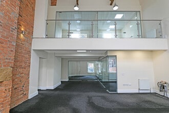 31 Regent St, Barnsley for lease Interior Photo- Image 2 of 23