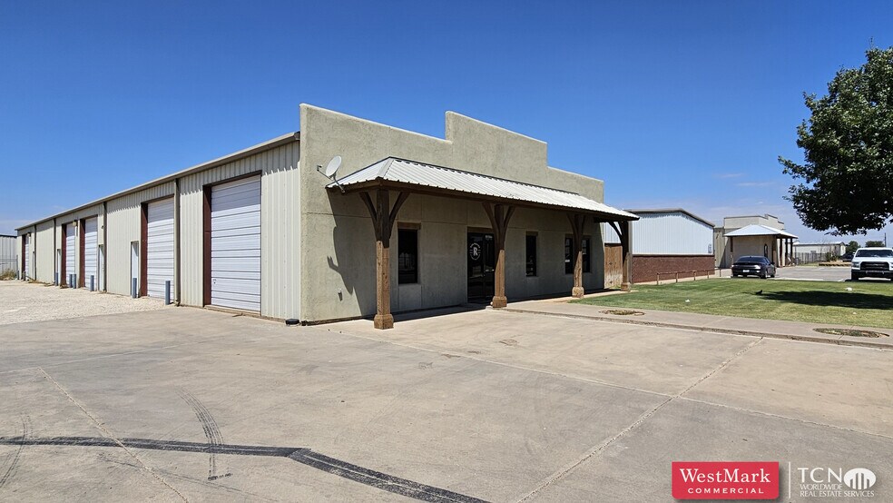 8226 Valencia Ave, Lubbock, TX à louer - Photo du bâtiment - Image 2 de 2