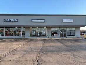 11720-11730 Baptist Church Rd, Saint Louis, MO for lease Interior Photo- Image 2 of 7