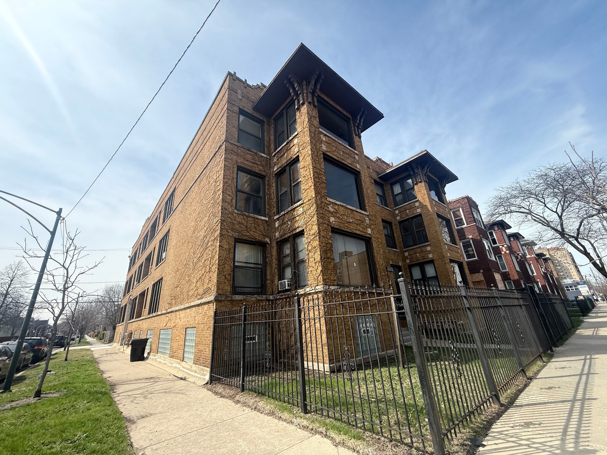 7154 S Yates Blvd, Chicago, IL à vendre Photo principale- Image 1 de 6