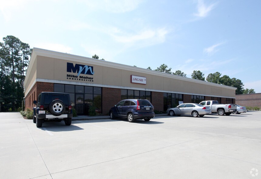 120-128 Market St, New Bern, NC à louer - Photo principale - Image 1 de 3