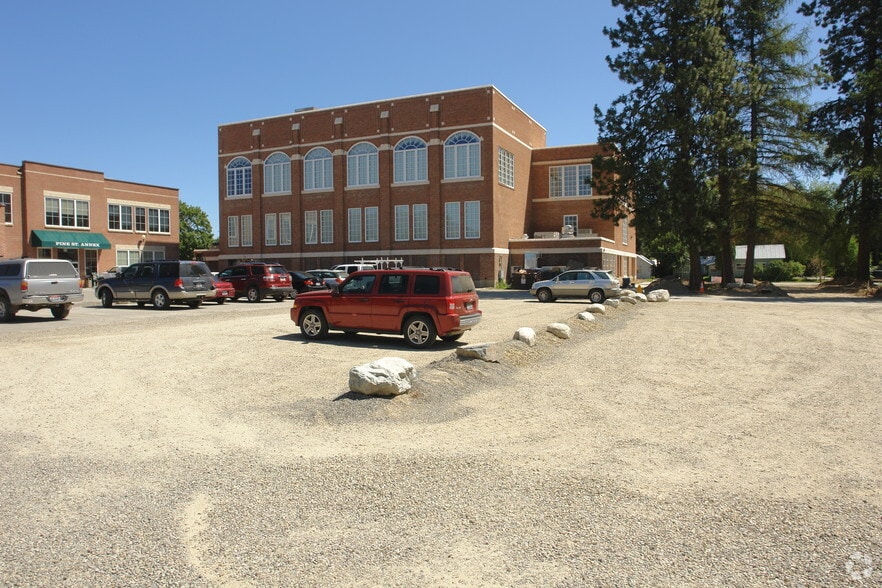 102 S Euclid Ave, Sandpoint, ID for lease - Building Photo - Image 2 of 67