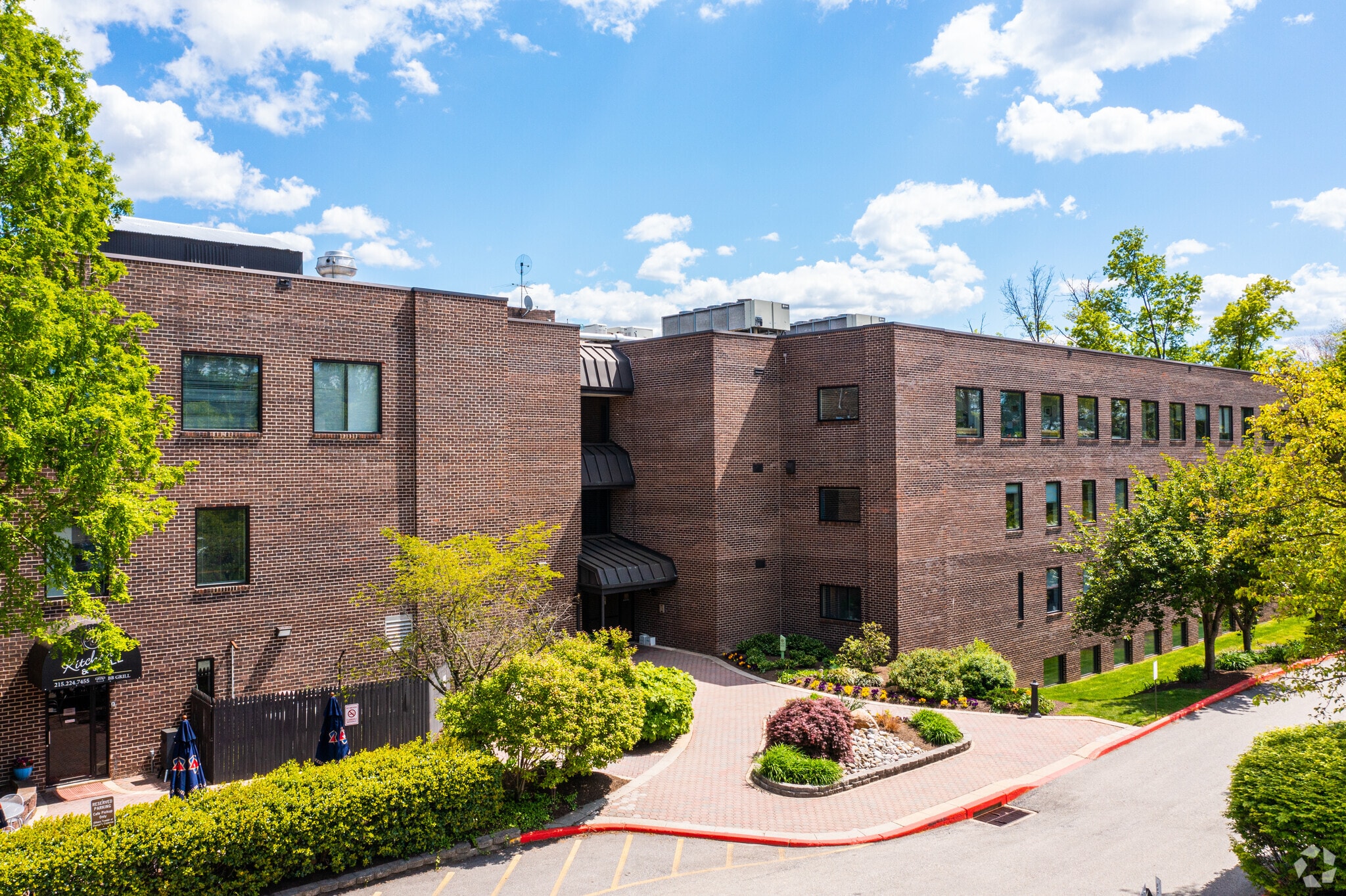 550 Pinetown Rd, Fort Washington, PA for lease Primary Photo- Image 1 of 12