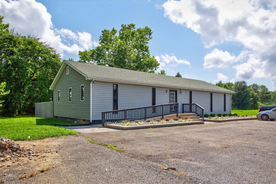 102 Industrial Blvd, Toano, VA à vendre - Photo du bâtiment - Image 2 de 42