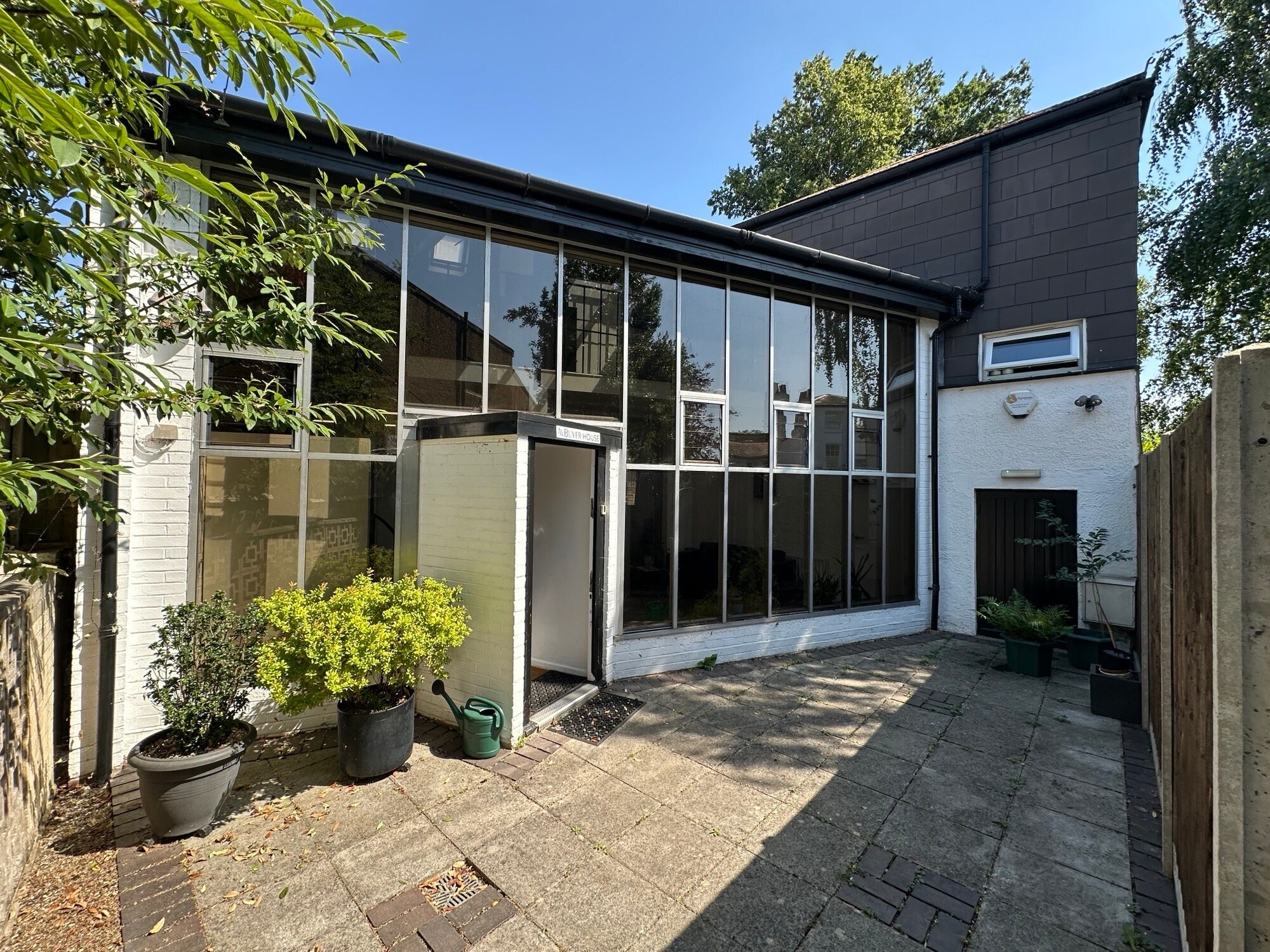 34A High St, Thames Ditton à vendre Photo du bâtiment- Image 1 de 11