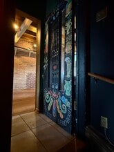 264 Rue Sainte-Catherine O, Montréal, QC à louer Photo intérieure- Image 2 de 16