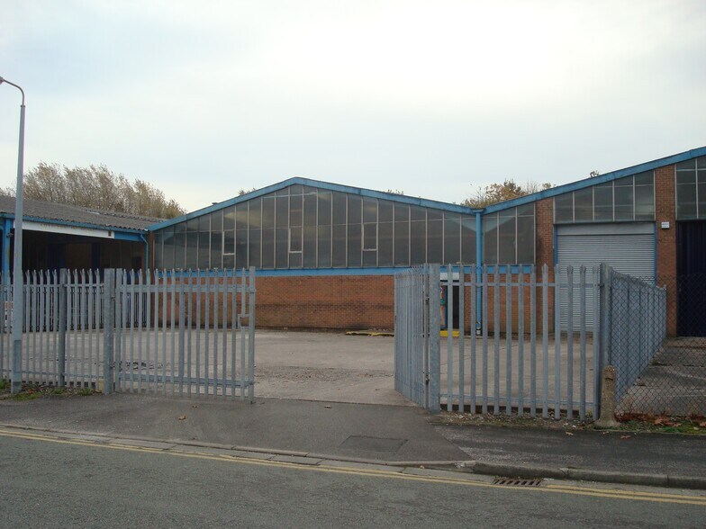 Commercial Avenue, Cheadle à louer - Photo du bâtiment - Image 3 de 9