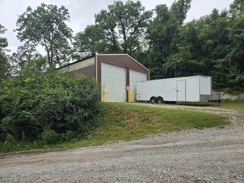 4801 Hamilton Cleves Rd, Cleves, OH for sale - Building Photo - Image 2 of 11