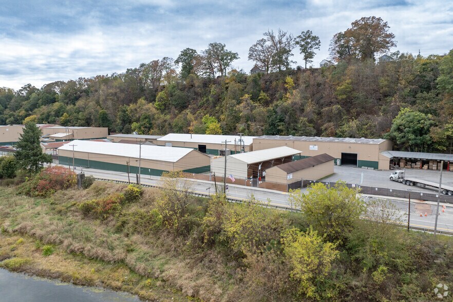 116 N River Ave, Parker, PA à louer - Photo du bâtiment - Image 3 de 4