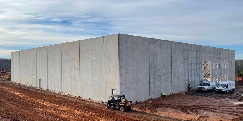 2010 Southeastern Industrial Dr, Newton, NC à vendre - Photo du bâtiment - Image 3 de 4