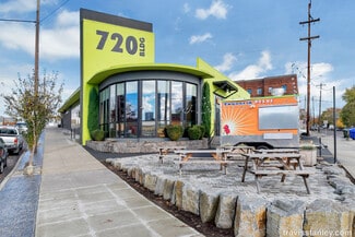 Plus de détails pour 727 SE Washington St, Portland, OR - Commerce de détail à louer