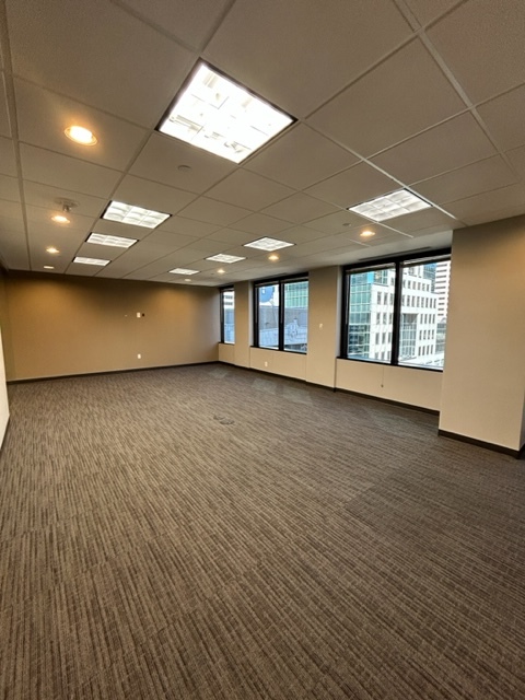 1201 Walnut St, Kansas City, MO for lease Interior Photo- Image 1 of 10