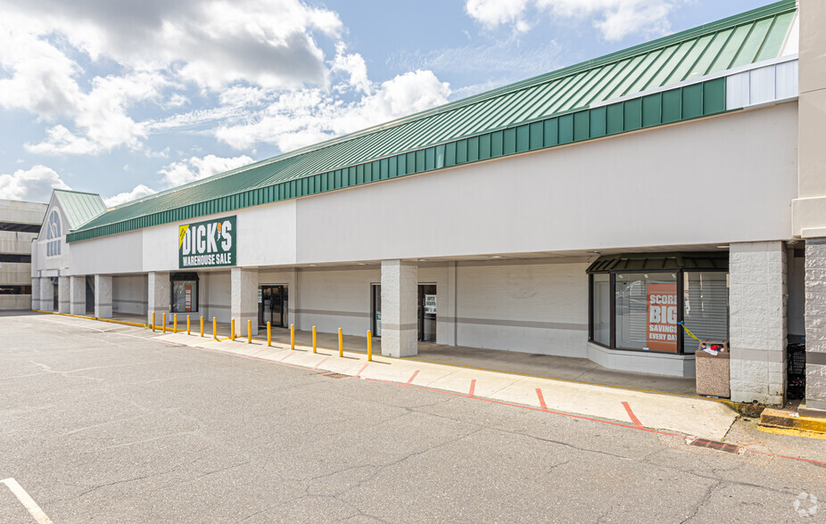 2840-2940 Veterans Memorial Blvd, Metairie, LA for sale - Building Photo - Image 1 of 1