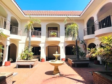 517 E Wilson Ave, Glendale, CA for lease - Building Photo - Image 2 of 9