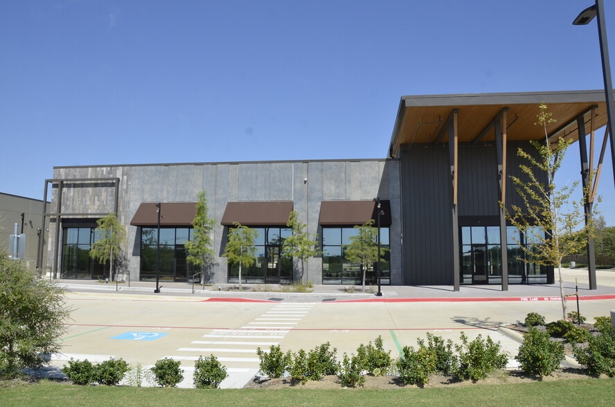 NWC Old Denton Rd & E Jackson Rd, Carrollton, TX for lease - Building Photo - Image 2 of 10