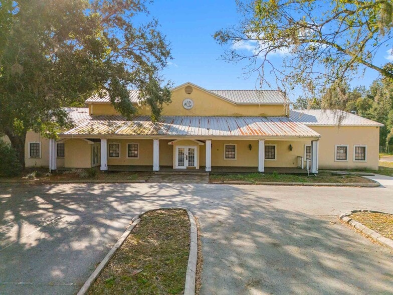 10511 Main St, Thonotosassa, FL for sale - Building Photo - Image 2 of 34