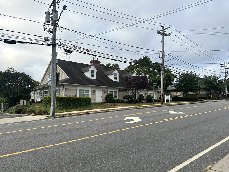 6 S Jersey Ave, Setauket, NY à louer - Photo du b timent - Image 2 de 14