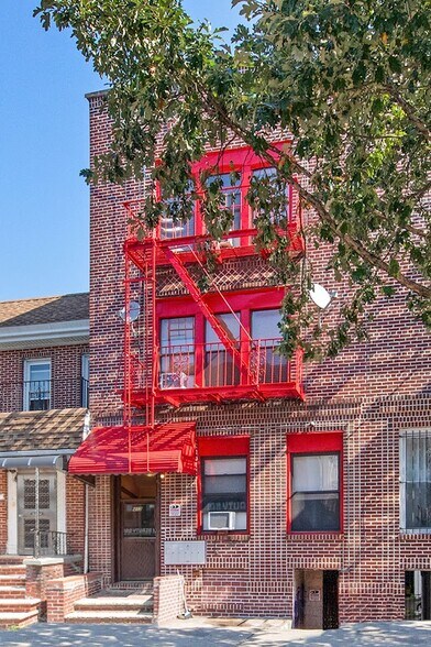 413 68th St, Brooklyn, NY à vendre - Photo du bâtiment - Image 2 de 3