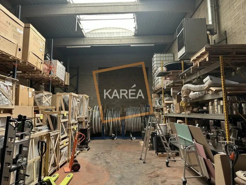 Flex in Collégien for lease - Interior Photo - Image 1 of 5