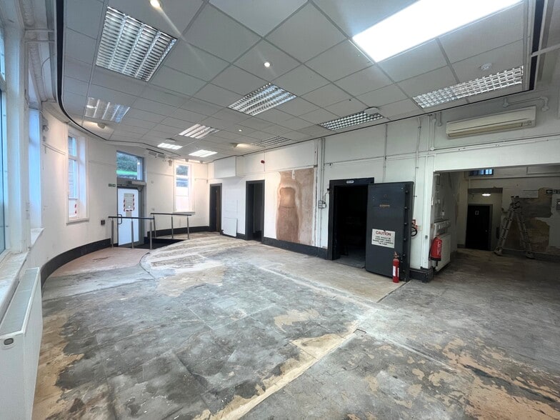 1 Station Rd, Newcastle Upon Tyne for lease - Interior Photo - Image 3 of 6