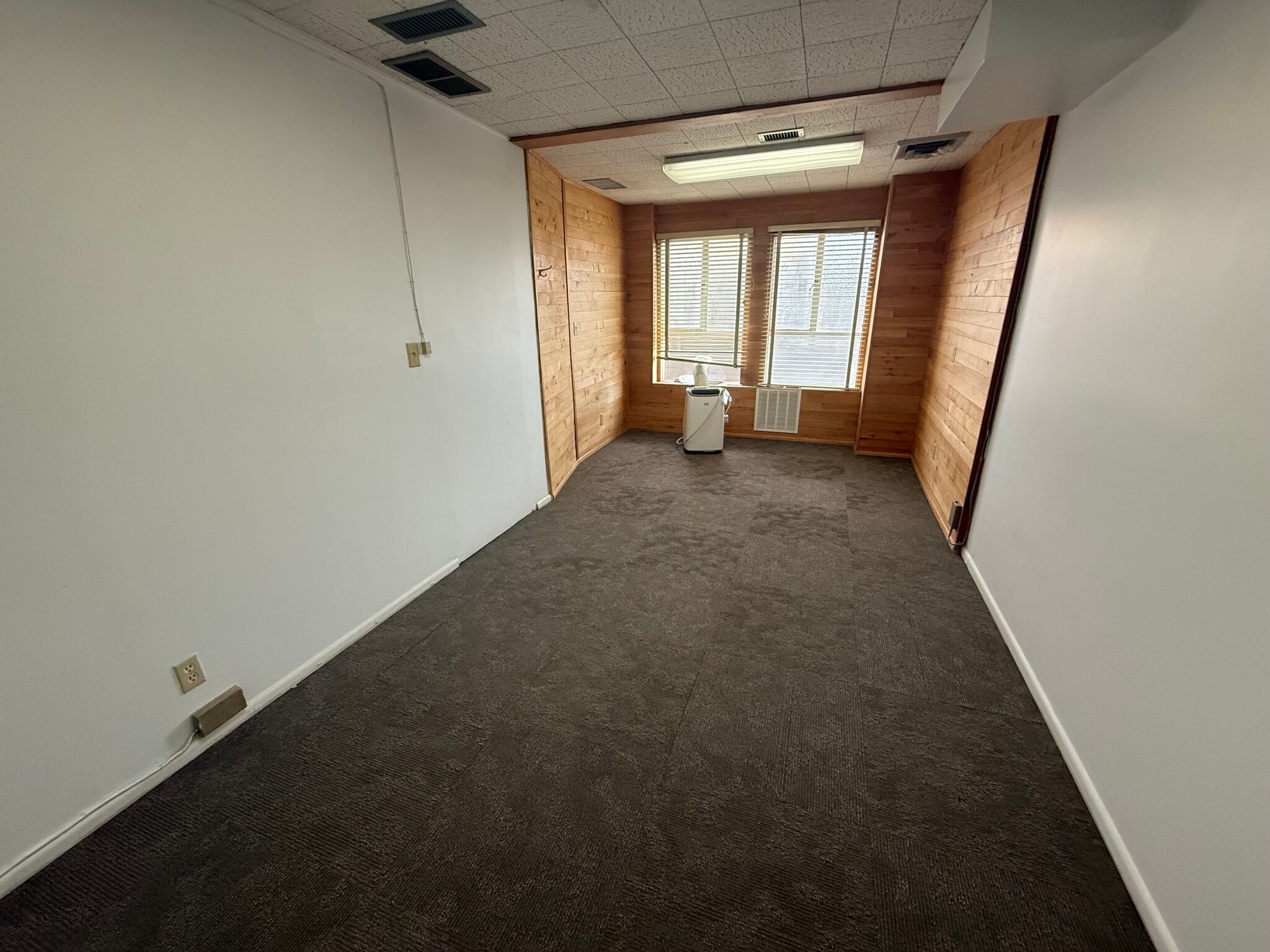 132 E Broadway, Eugene, OR à louer Photo intérieure- Image 1 de 2