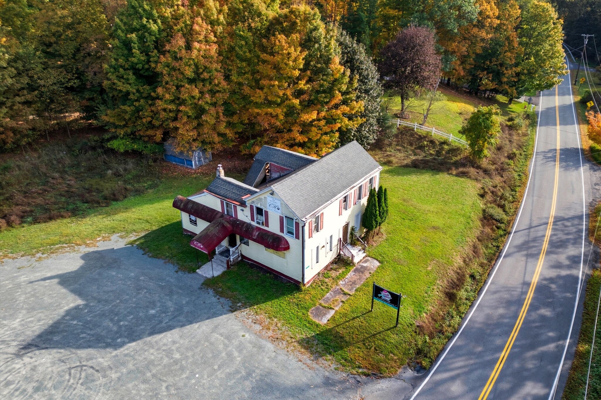 205 Snyders Corner Rd, Wynantskill, NY for sale Primary Photo- Image 1 of 17