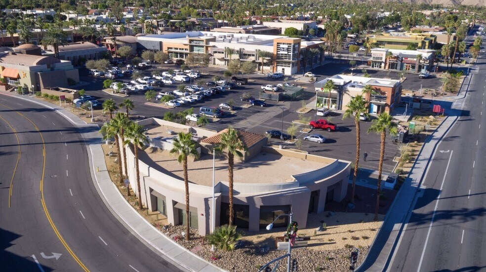 El Paseo, Palm Desert, CA à louer - Photo du bâtiment - Image 2 de 17