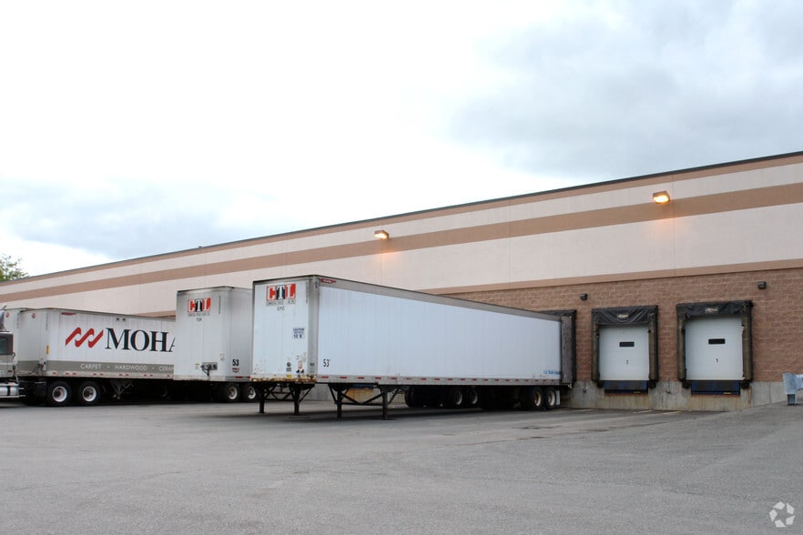 326 Old Niskayuna Rd, Latham, NY for lease - Building Photo - Image 3 of 8