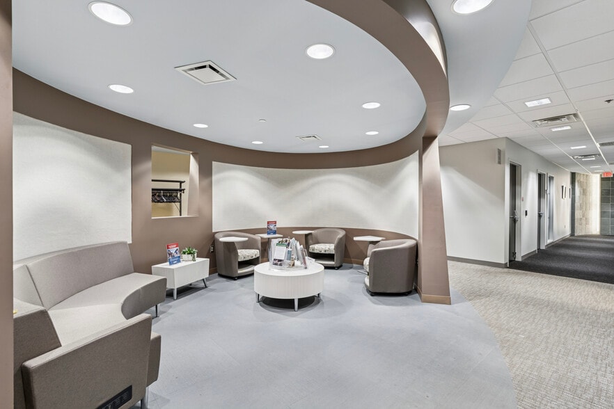 333 Technology Dr, Malvern, PA for lease - Interior Photo - Image 3 of 5
