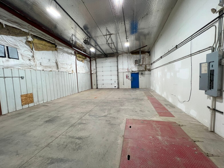 1821 Samco Rd, Rapid City, SD for lease - Building Photo - Image 2 of 11