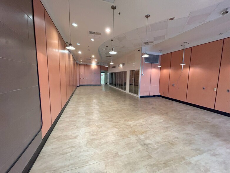 711 Market St, San Francisco, CA for lease - Interior Photo - Image 2 of 8