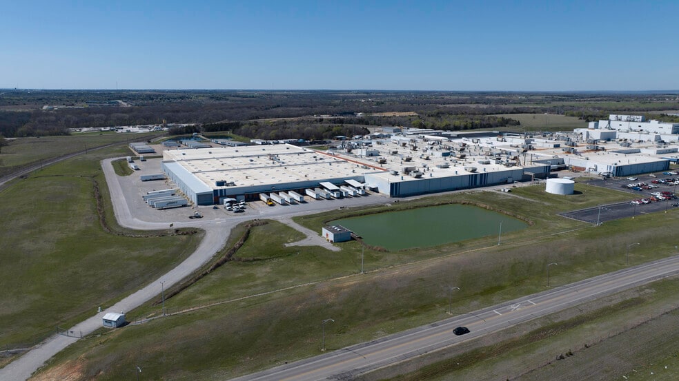 1101 Michelin Rd, Ardmore, OK à vendre - Photo du bâtiment - Image 3 de 6