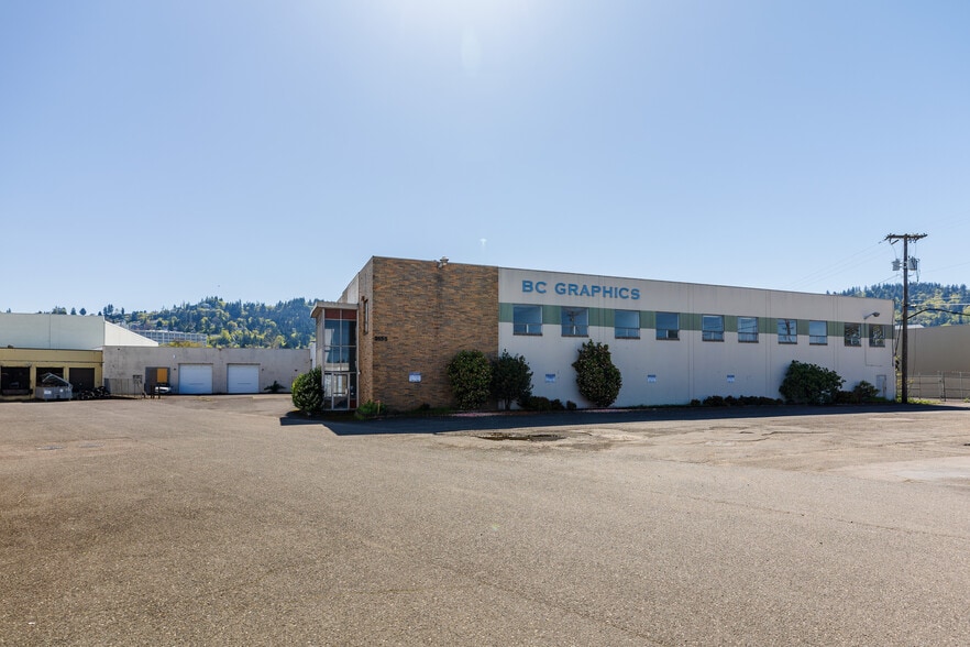 3155 NW Yeon Ave, Portland, OR for sale - Building Photo - Image 2 of 6