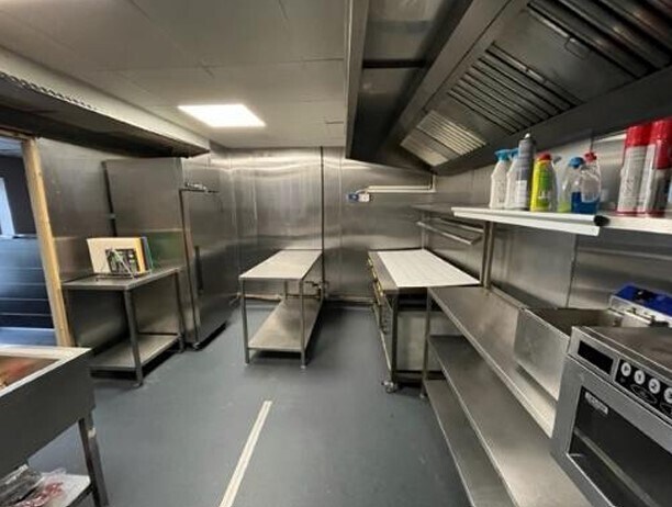 13 Grosvenor St, Cheltenham à vendre - Photo intérieure - Image 3 de 4