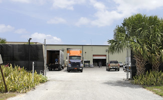 Plus de détails pour 2200 Avenue L, Riviera Beach, FL - Industriel à louer