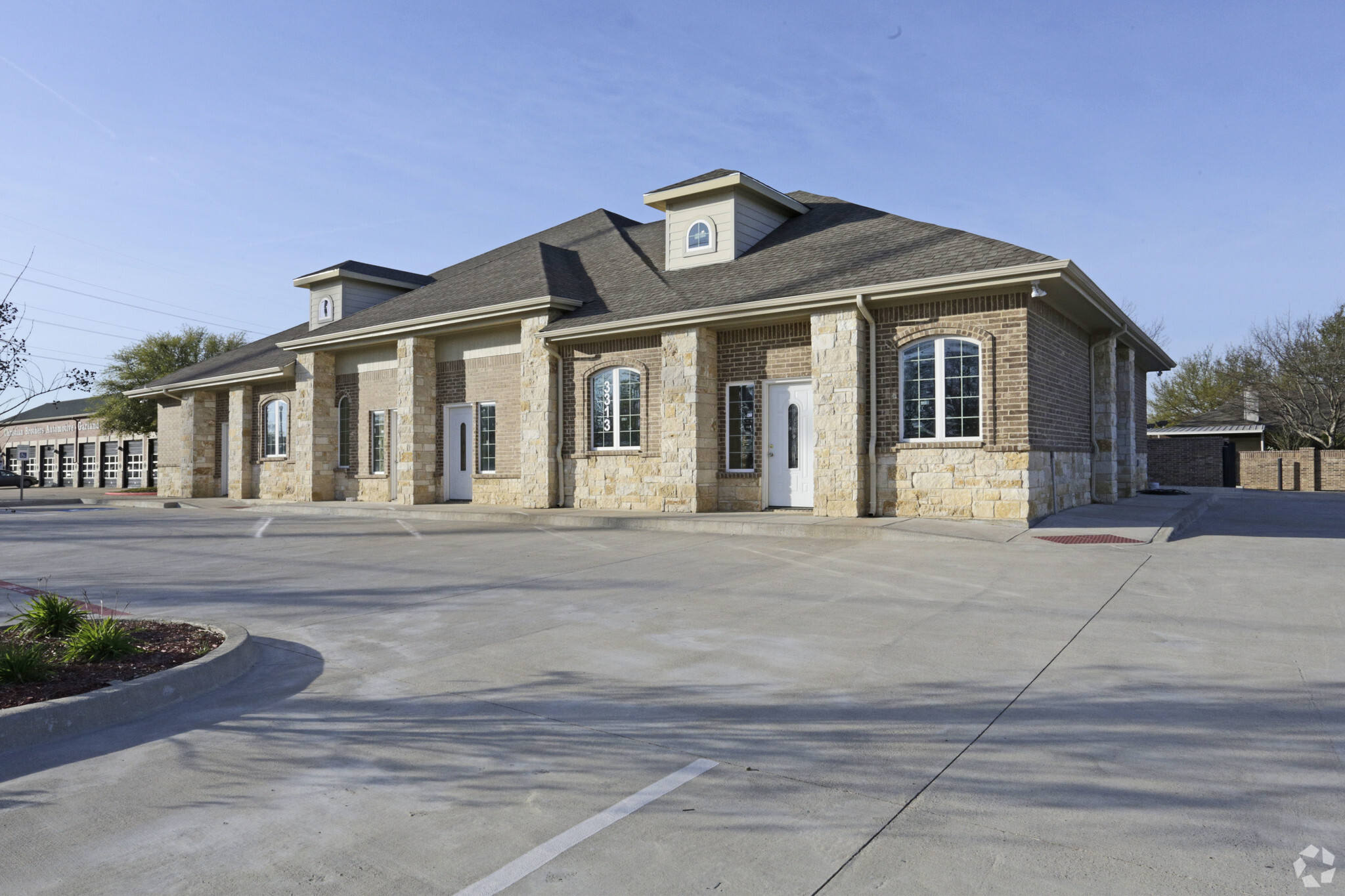 3313 Naaman School Rd, Garland, TX for lease Primary Photo- Image 1 of 12