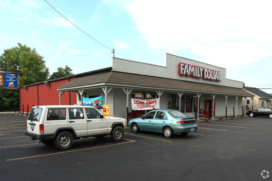 168 E Main St, Taylorsville, KY for lease - Building Photo - Image 2 of 2