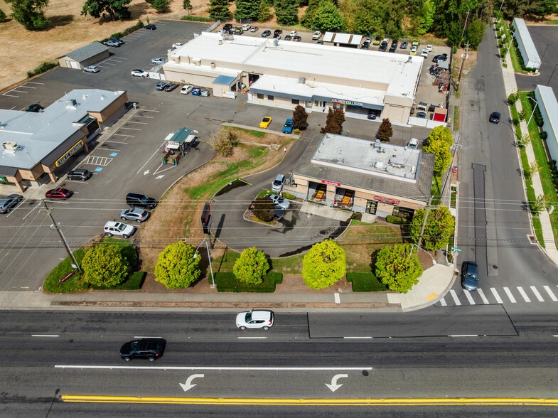 12306 NE Fourth Plain Blvd, Vancouver, WA for sale - Building Photo - Image 2 of 7