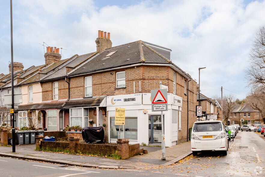 486 Hanworth Rd, Hounslow for lease - Primary Photo - Image 1 of 2