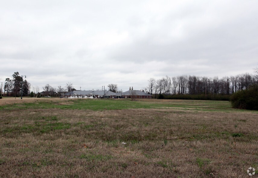 100 N Market Center Dr, Collierville, TN à vendre - Photo principale - Image 1 de 4