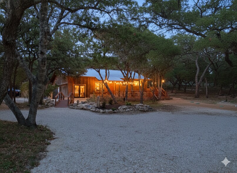 16920 Ranch Road 12, Wimberley, TX à vendre - Photo du bâtiment - Image 3 de 10