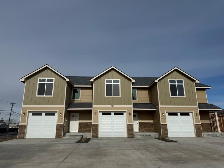 Sunburst Multifamily - Moses Lake portefeuille de 3 propriétés à vendre sur LoopNet.ca - Photo du bâtiment - Image 2 de 8