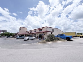 30875 W IH-10, Boerne, TX à louer Photo intérieure- Image 2 de 12