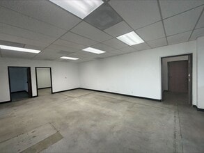 3882 Del Amo Blvd, Torrance, CA for lease Interior Photo- Image 1 of 2