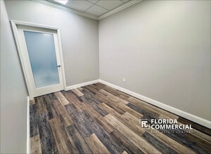 2300 SE Monterey Rd, Stuart, FL for lease Interior Photo- Image 1 of 1