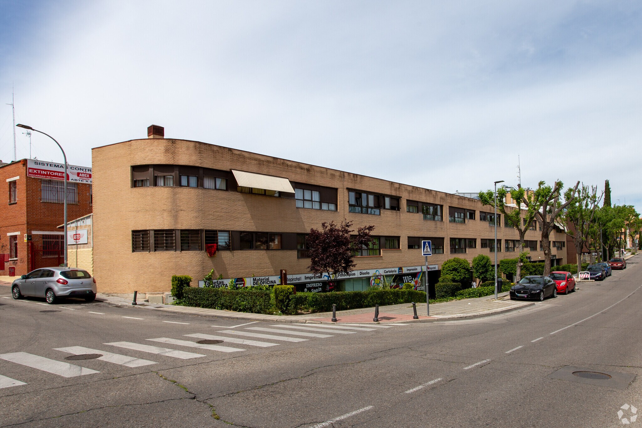 Retail in San Sebastián de los Reyes, Madrid for lease Primary Photo- Image 1 of 3