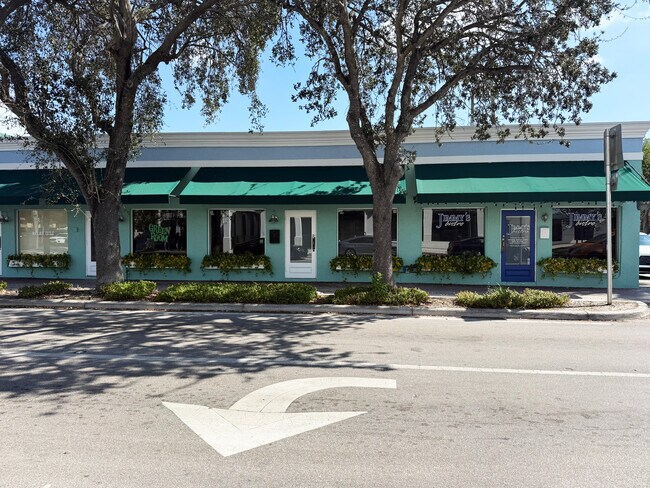 Plus de détails pour 1-9 S Swinton Ave, Delray Beach, FL - Bureau à louer