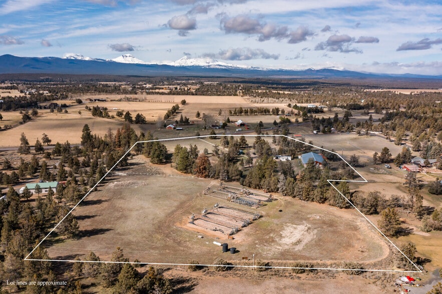 65320 US 20, Bend, OR for sale - Building Photo - Image 1 of 35